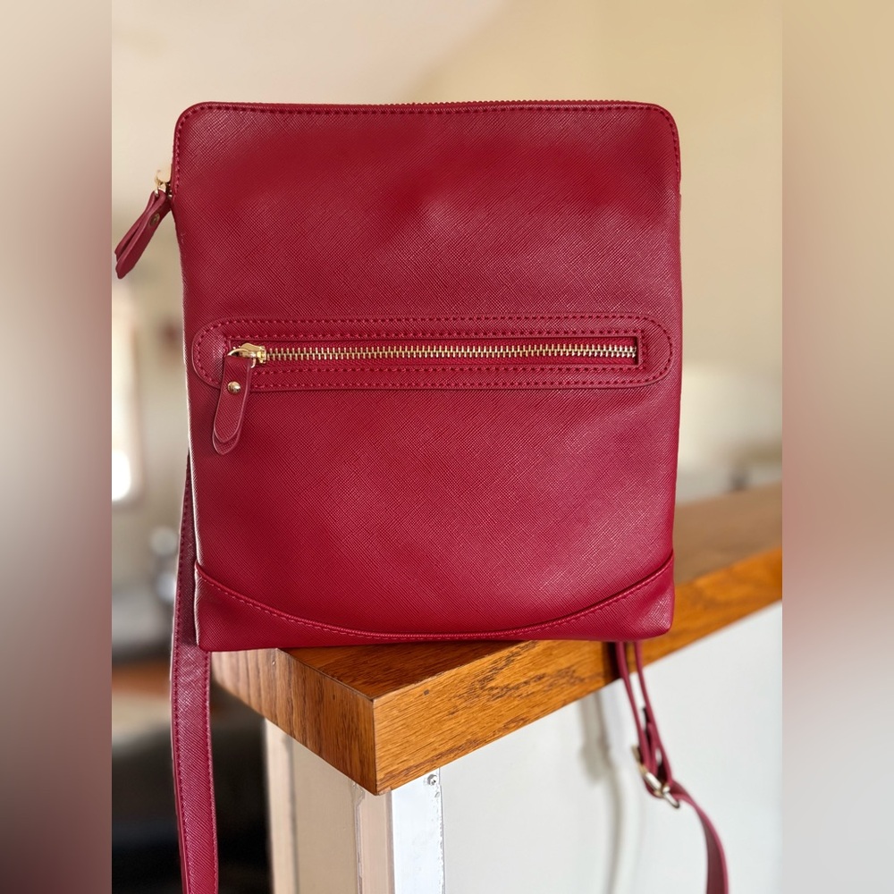 Litt Crossbody By Purse N Women's Red Color Crossbody Bag With Light